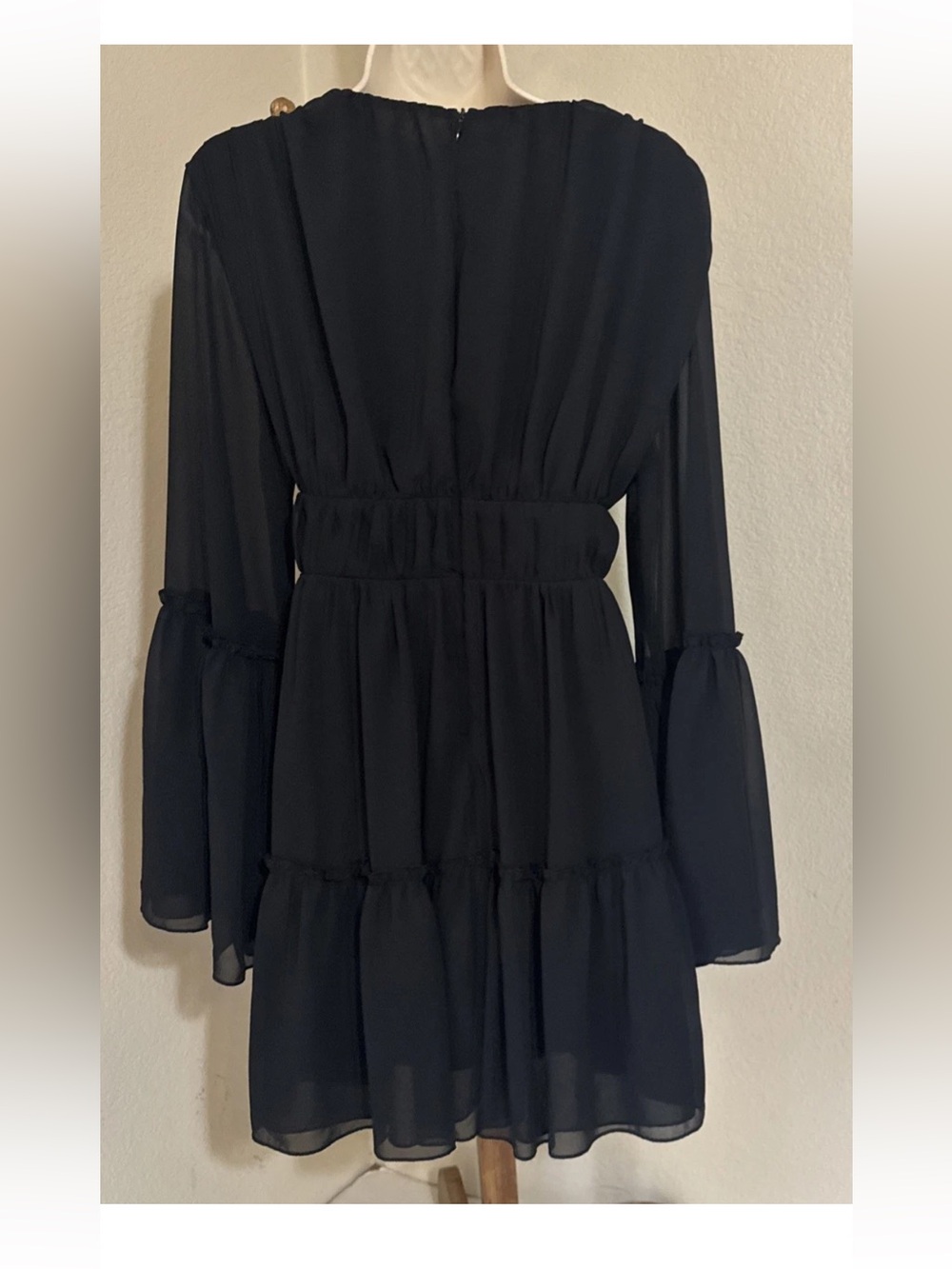 Women’s Black Plunging Neck Frill Ruffle Hem Chiffon Dress Size XL - Picture 11 of 16